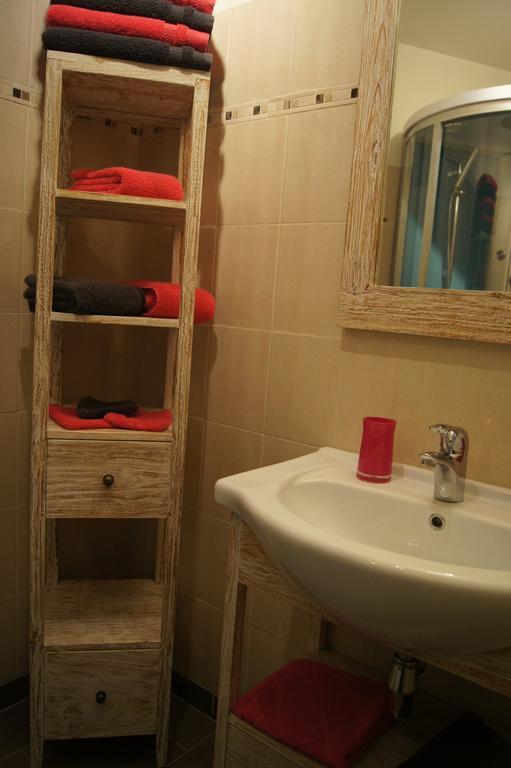 La Citadine Apartment Bayeux Bagian luar foto